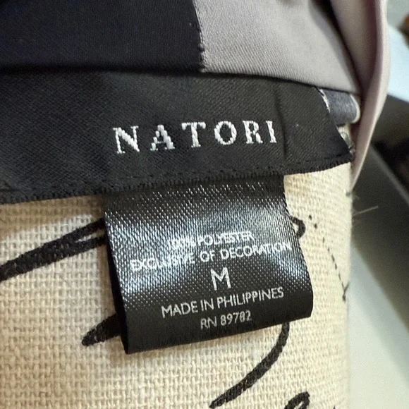 Natori Black and White Patterned Robe - Picture 2 of 4